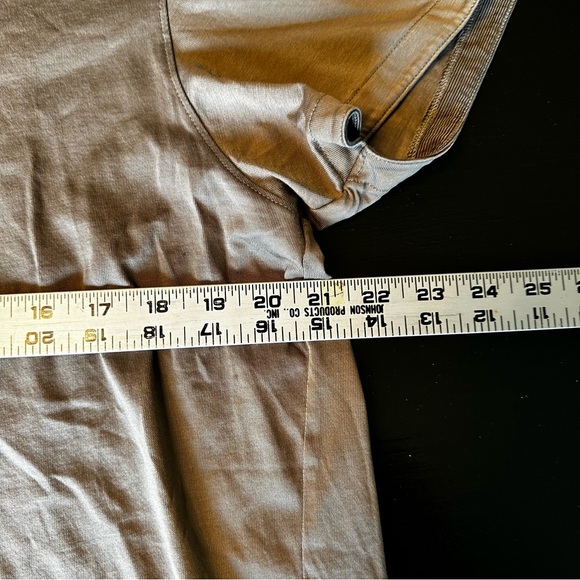 Banana Republic Large Short Brown Polo Buttons Dressy Business Soft - Picture 3 of 5